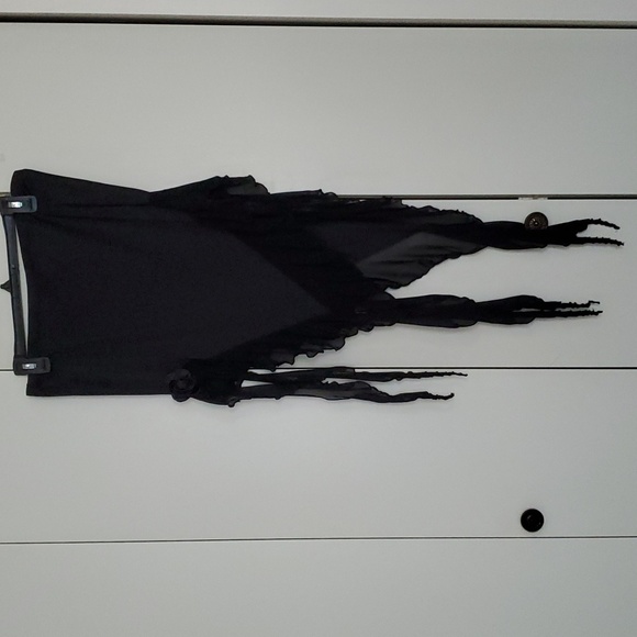 Shein's Curve MOD Black Asymmetric Hem Skirt - Picture 7 of 12